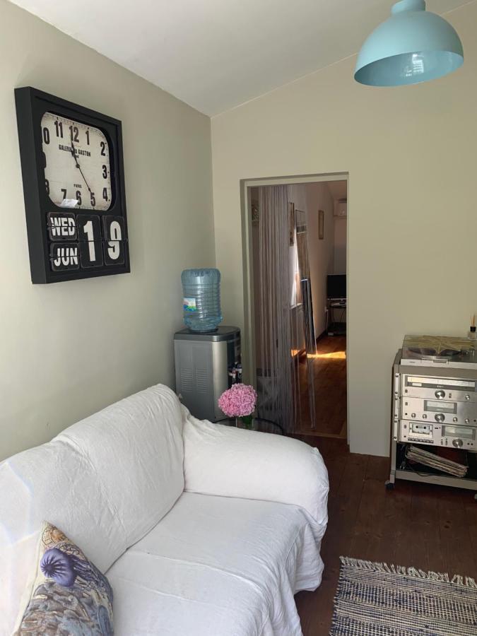 Hotel Sea Breeze Studio Pula Exterior foto